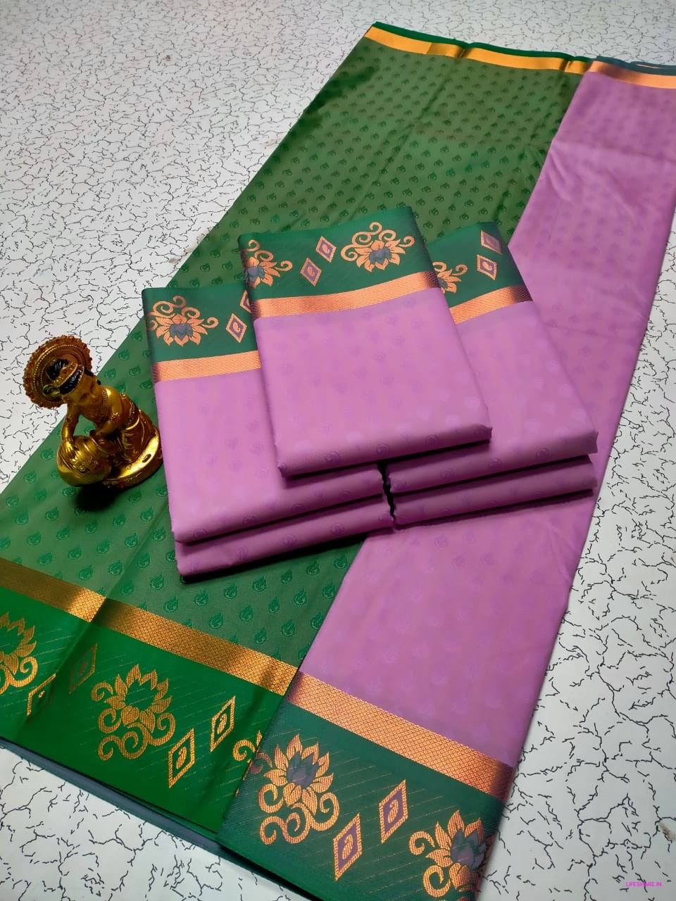 Poonthamil sarees