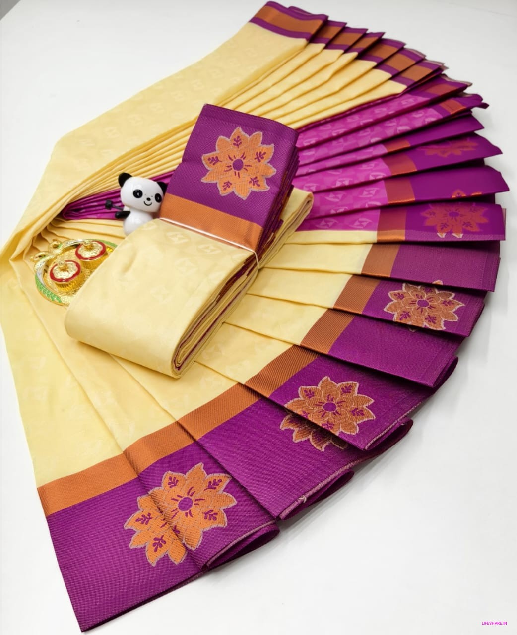 Poonthamil saree (light yellow)